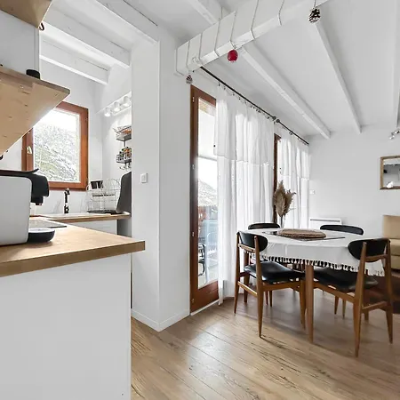 Apartment Refuge Montagnard - Terrasse Et Local A Ou Velo *